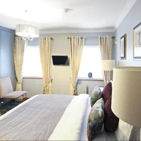 Nocleg ze śniadaniem Almara House