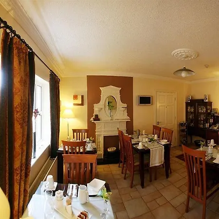 Almara House 4* Galway