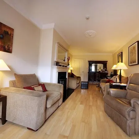 Bed & Breakfast Almara House 4*