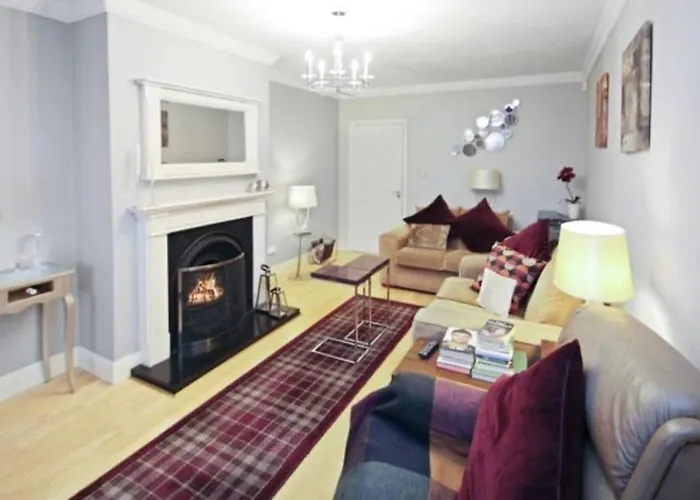 Bed and breakfast Almara House 4*