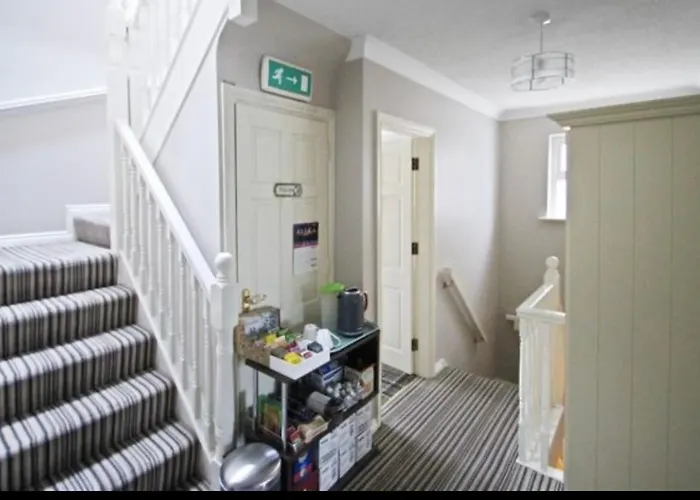 Bed and breakfast Almara House