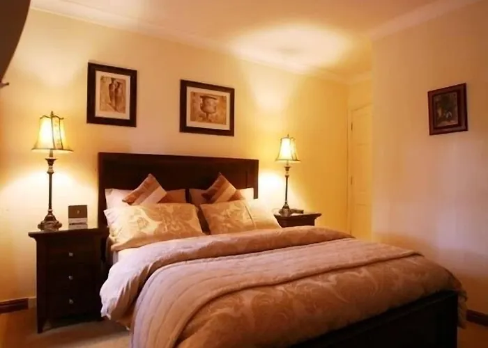 Almara House Bed and breakfast 4*