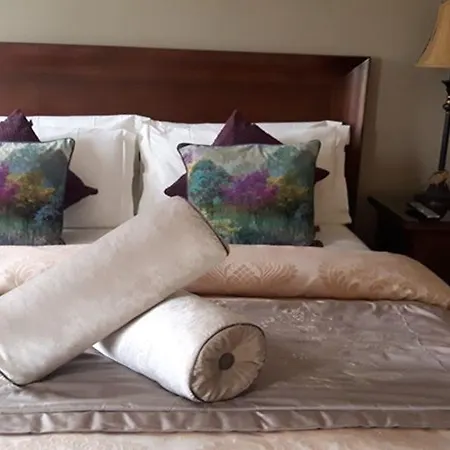 Almara House Bed and Breakfast Γκάλγουεϊ