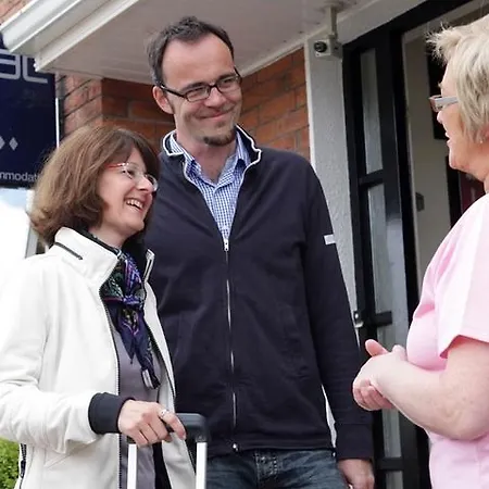 Bed and Breakfast Almara House