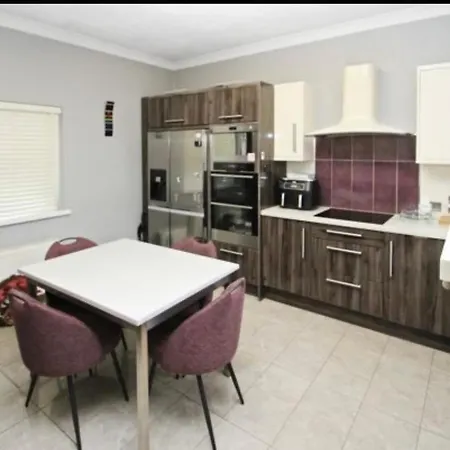 Bed & Breakfast Almara House Galway