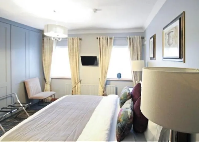 Couette-café Almara House